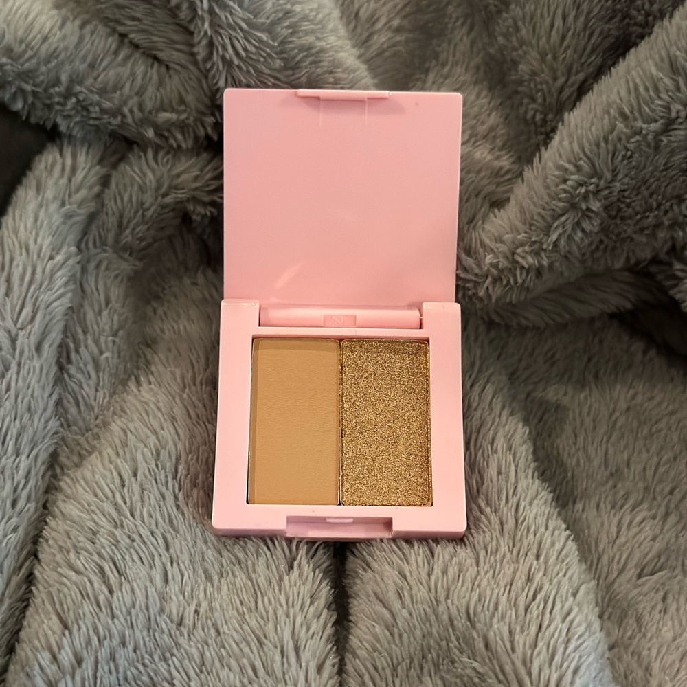 🌈Choose 3 for $10 💜Pick 3 and Offer $10 ~🤩Street Sweet Rivi & Sun Eyeshadow